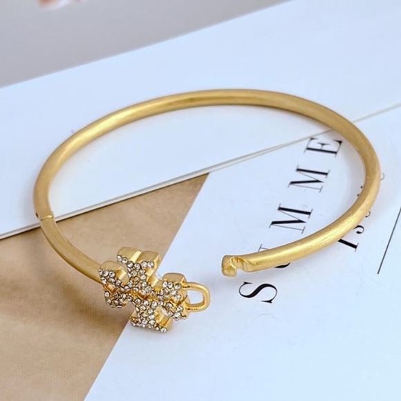 Tory Burch bracelet gold Tory Burch logo with diamond matte finish - Picture 3 of 10